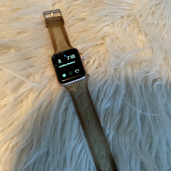 Apple Watch 3 series - Picture 1 of 2